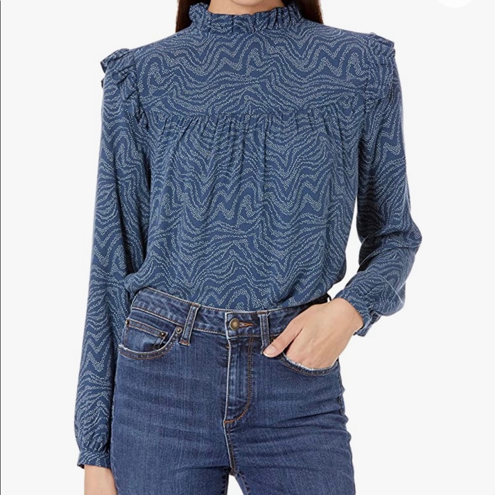 Goodthreads Women's Fluid Twill Long Sleeve Ruffle Yoke Shirt